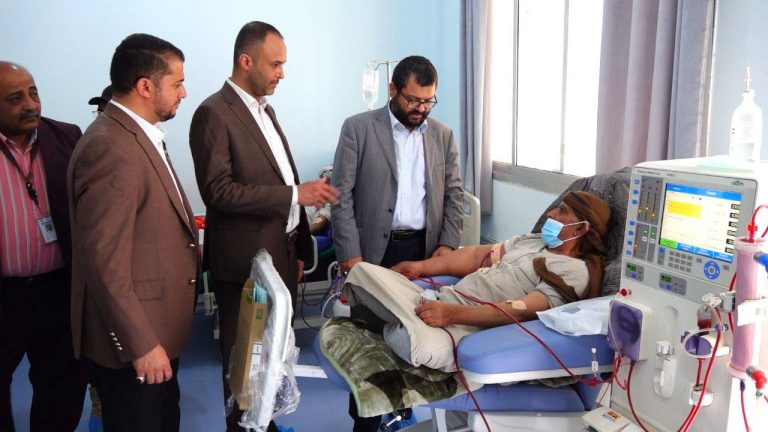 افتتاح مركز غسيل كلوي جديد في جمهوري صنعاء