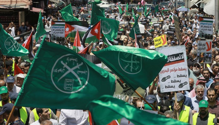 برلمان فرنسا يوافق على قرار أوروبي بتصنيف الإخوان “إرهابية”